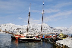 Das Schiff Noorderlicht. Skitouren Norwegen mit Schiff/Boot Spitzbergen. Foto: Birgit Gelder.