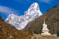 Nepal, Komfort-Trekking Everest-Gebiet. Ama Dablam, 6856 m. Foto: Archiv Härter.