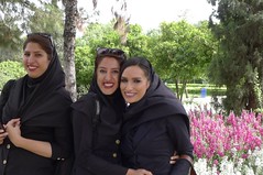 Begegnung in einem Park in Shiraz. Foto: Günther Härter.