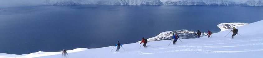 Skitouren Norwegen mit Schiff/Boot Lyngenalps. Foto: Günther Härter..