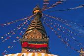 Kathmandu, Supa von Bodanath mit den alles sehenden Augen Buddhas. Foto: Günther Härter.