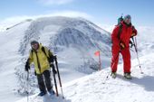 Kaukasus, Elbrus-Trekking. Blick auf den Elbrus-Ostgipfel, 5621 m. Foto: Günther Härter.