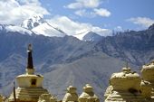 Indien, Trekkingreise Ladakh, Der Stok Kangri, 6150 m, aus dem Tal von Leh. Foto: Archiv Härter.