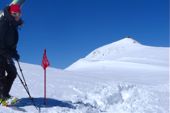 Kaukasus, Elbrus-Skibesteigung. Blick auf den nahen Elbrus-Gipfel, 5642 m. Foto: Günther Härter.